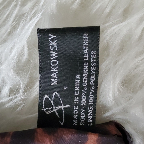 B. Makowsky black leather purse - Picture 9 of 10